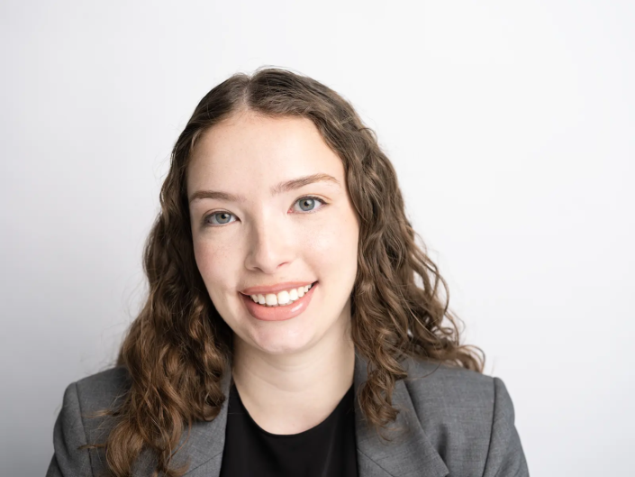 Thea-Hoaken Thea Hoaken
